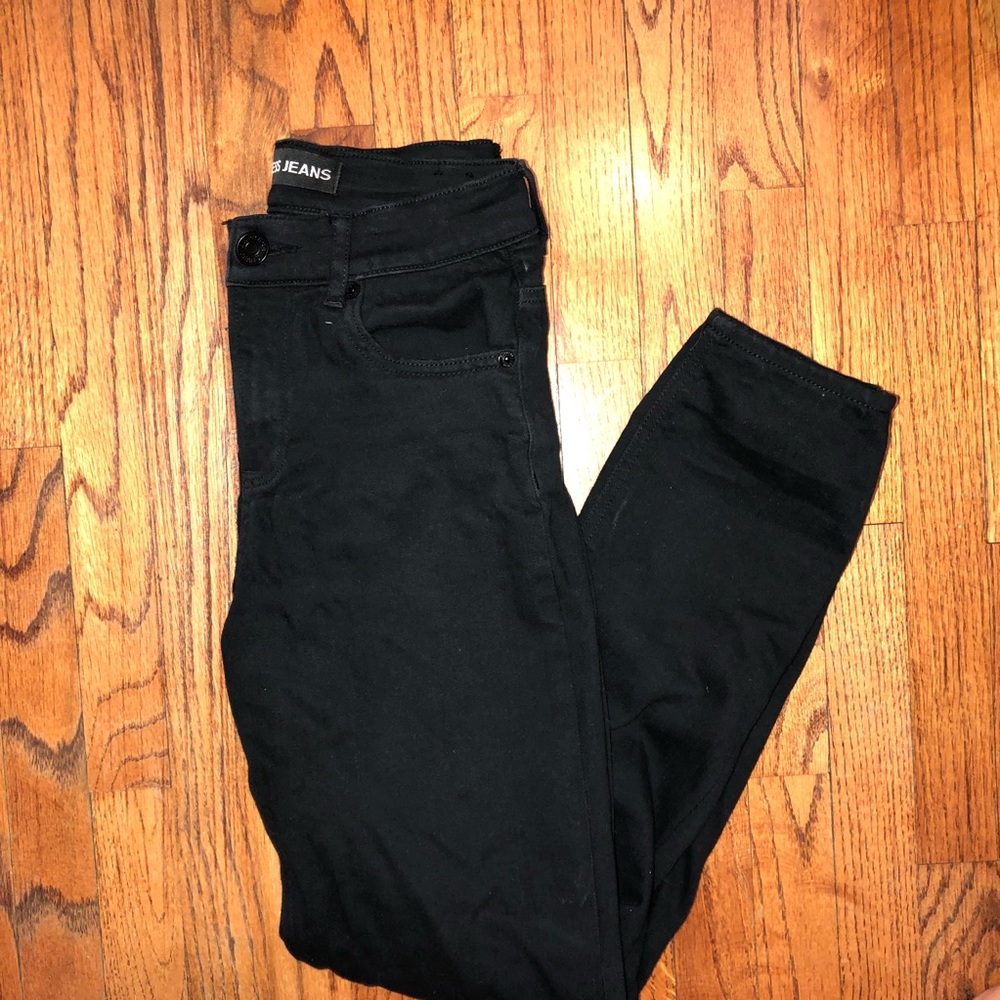 black high waisted skinny jeans